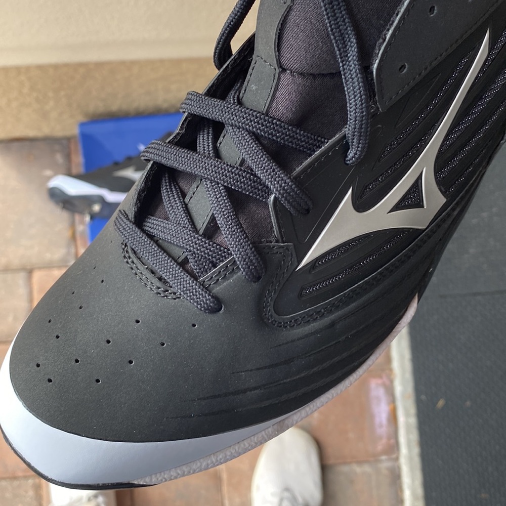 🔥🔥Brand New…Never worn Mens Mizuno EPiq baseball metal cleats - Picture 6 of 6